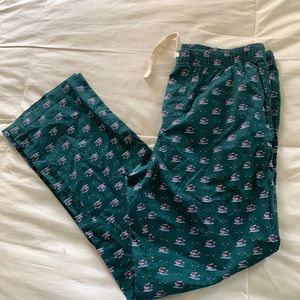NWOT Vineyard Vines ice hockey pajama pants size M